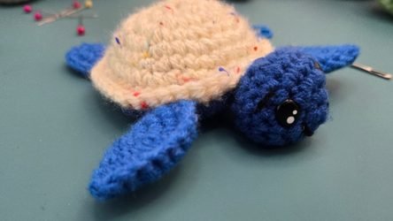 Crochet a Cute Amigurumi Sea Turtle!