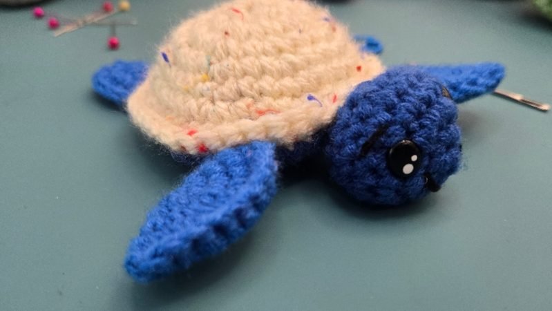 Crochet a Cute Amigurumi Sea Turtle!