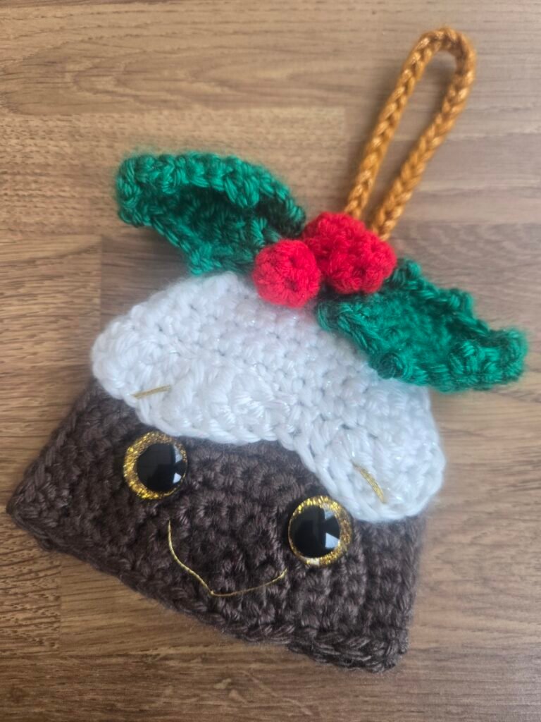Cute Christmas Pudding Crochet Pattern PDF